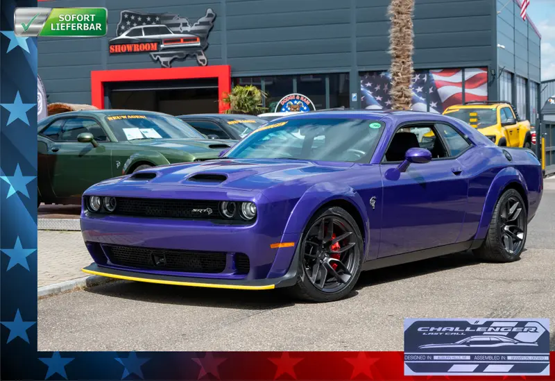 Dodge Challenger SRT Hellcat Jailbreak